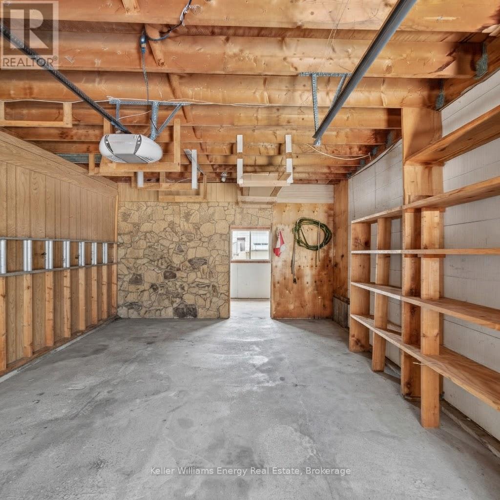 7 MAPLE AVENUE - 46