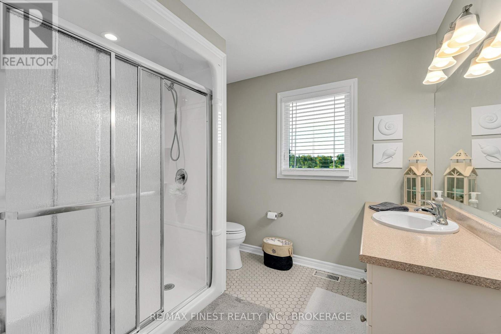 59 HORACE DRIVE - 29