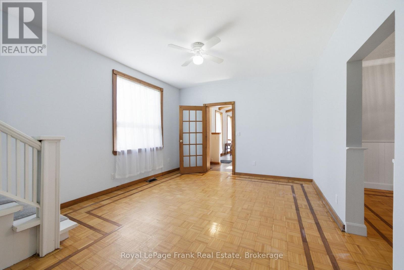 220 LINDEN VALLEY ROAD - 11