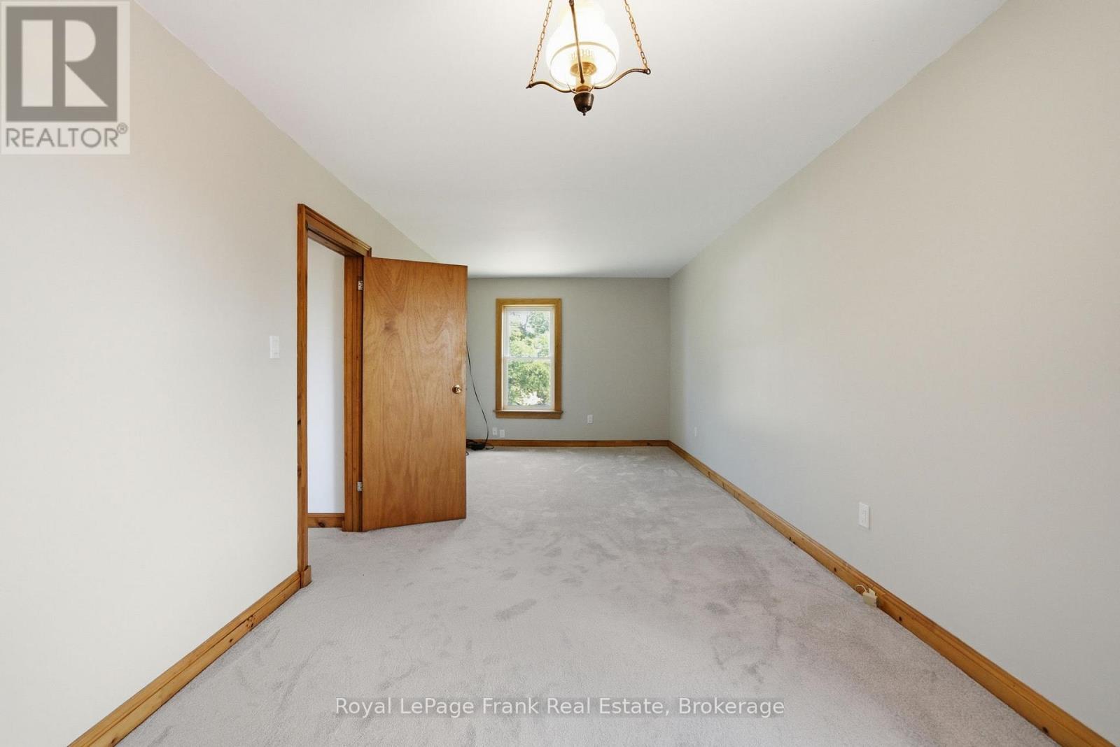 220 LINDEN VALLEY ROAD - 22