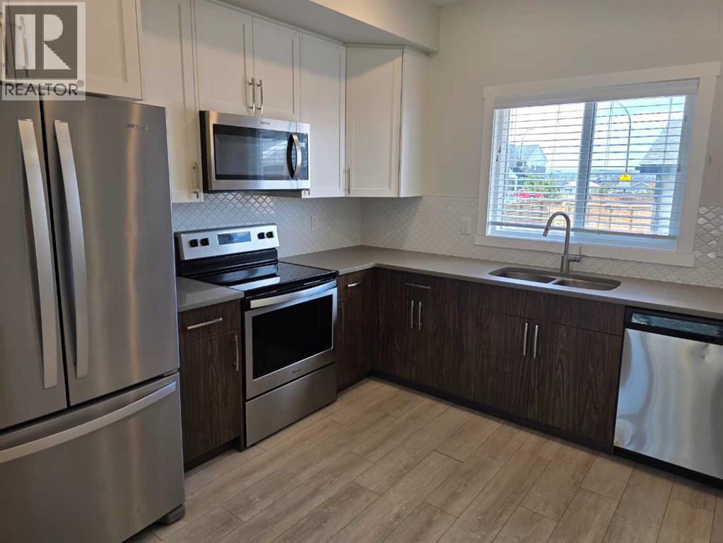 107 Lucas Boulevard NW - 8