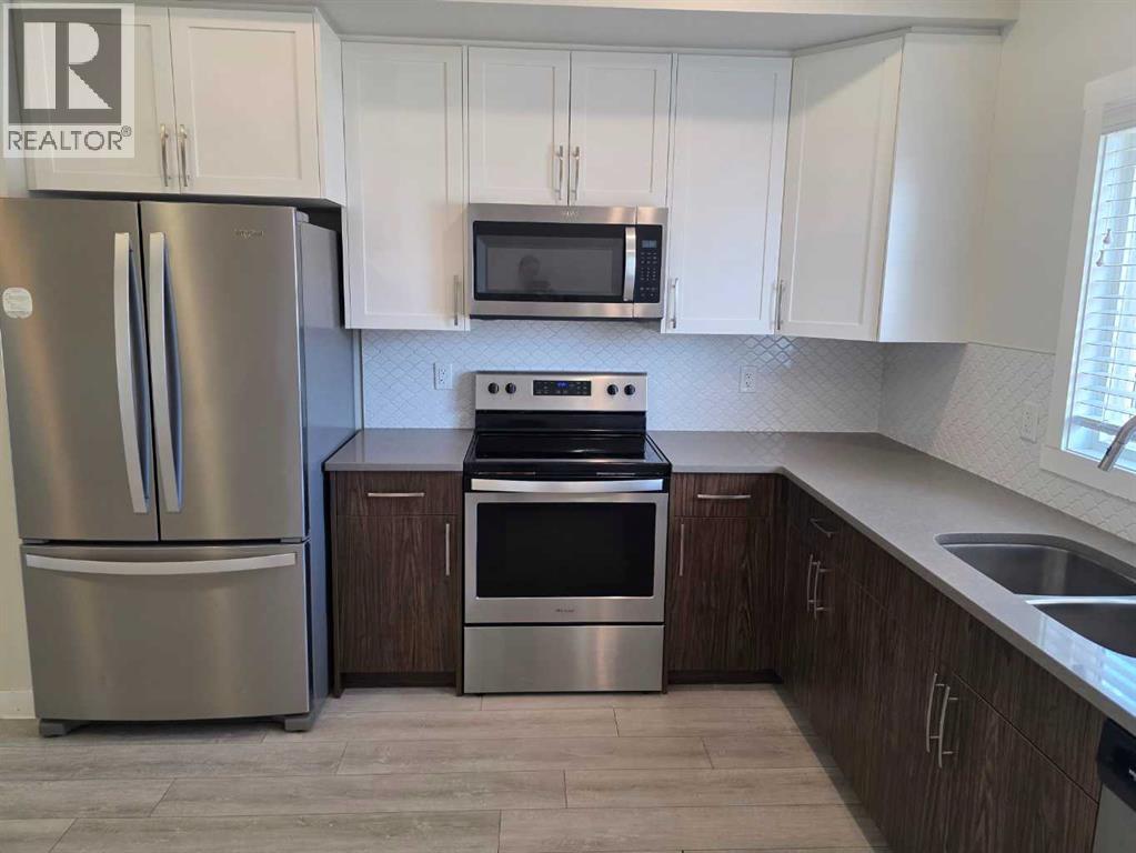 107 Lucas Boulevard NW - 9