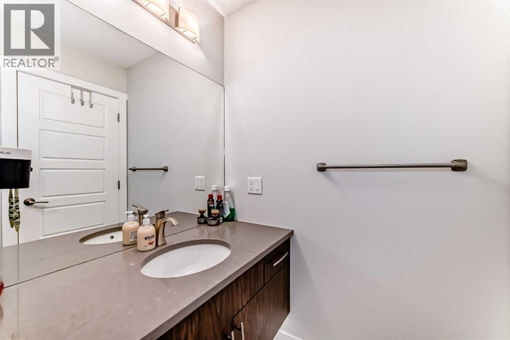 107 Lucas Boulevard NW - 21