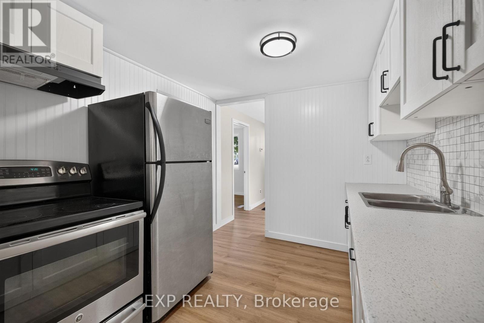 146 WHITING STREET - 14