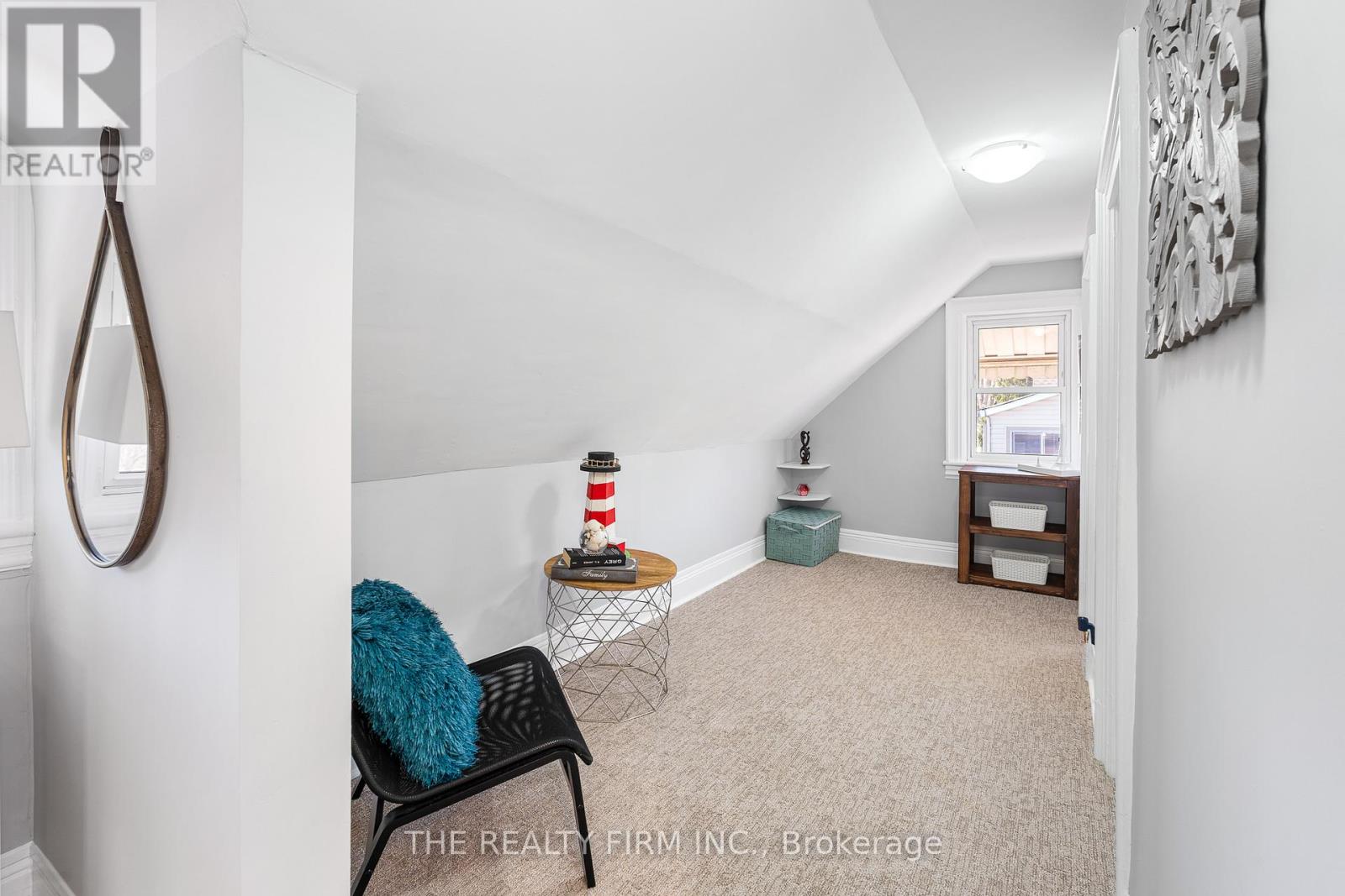 31 FIFTH AVENUE - 22