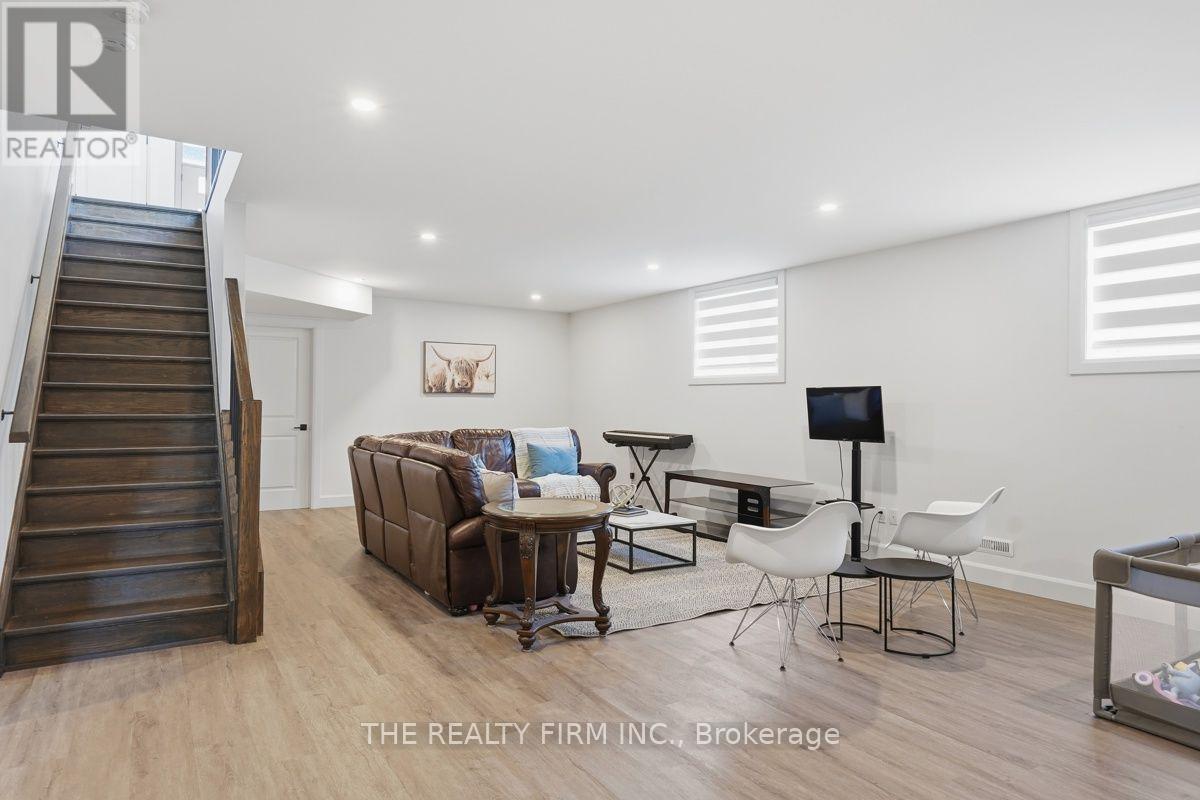 #1 6990 CLAYTON WALK - Image 35