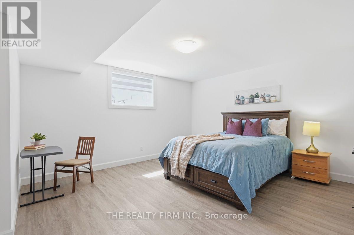 #1 6990 CLAYTON WALK - Image 37