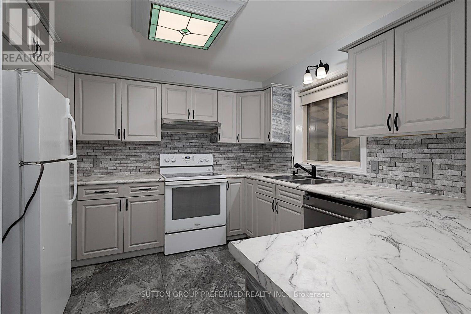 254 KETTLE CREEK DRIVE - 13