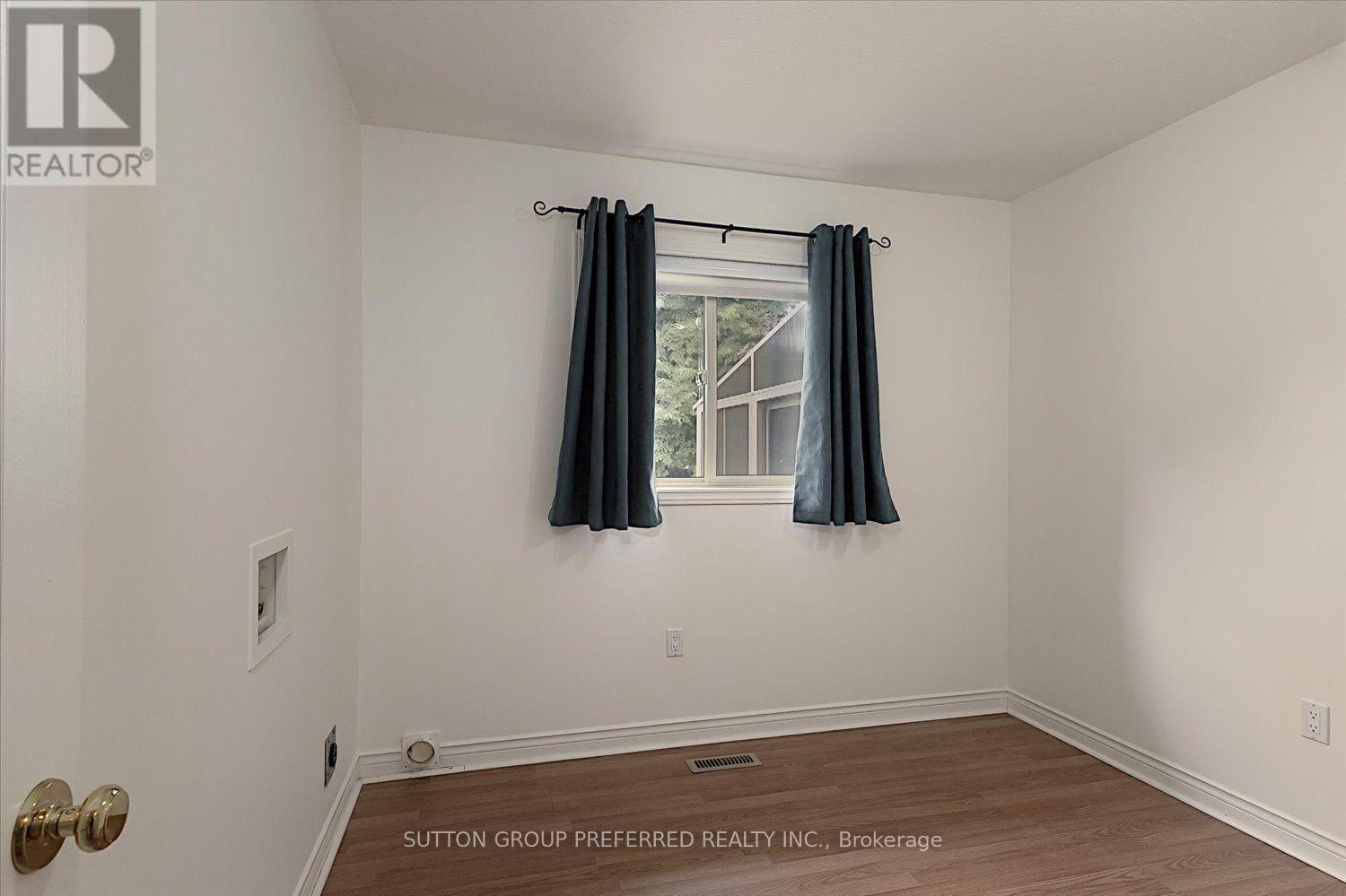 254 KETTLE CREEK DRIVE - 32