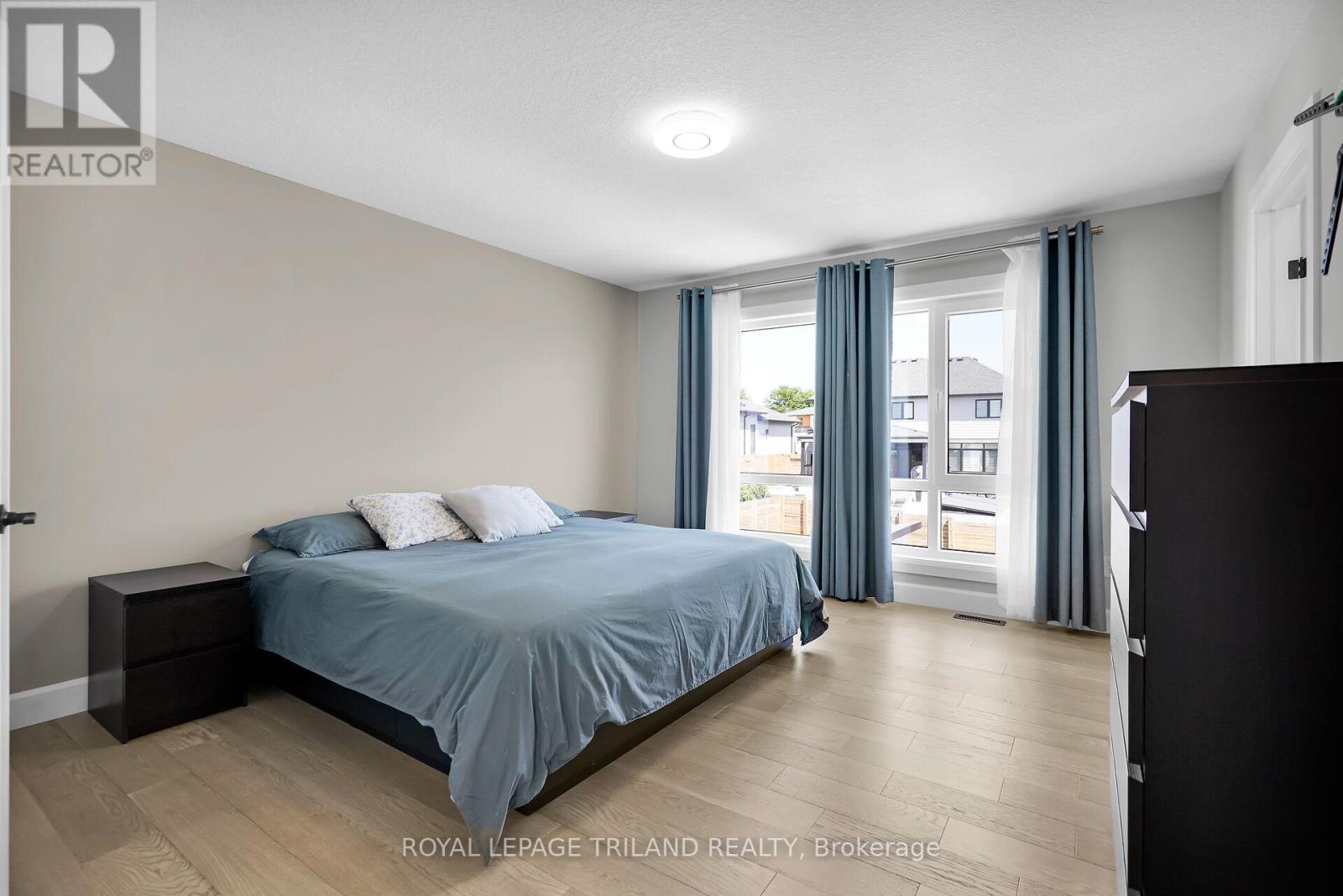 62 CRESTVIEW DRIVE - 20