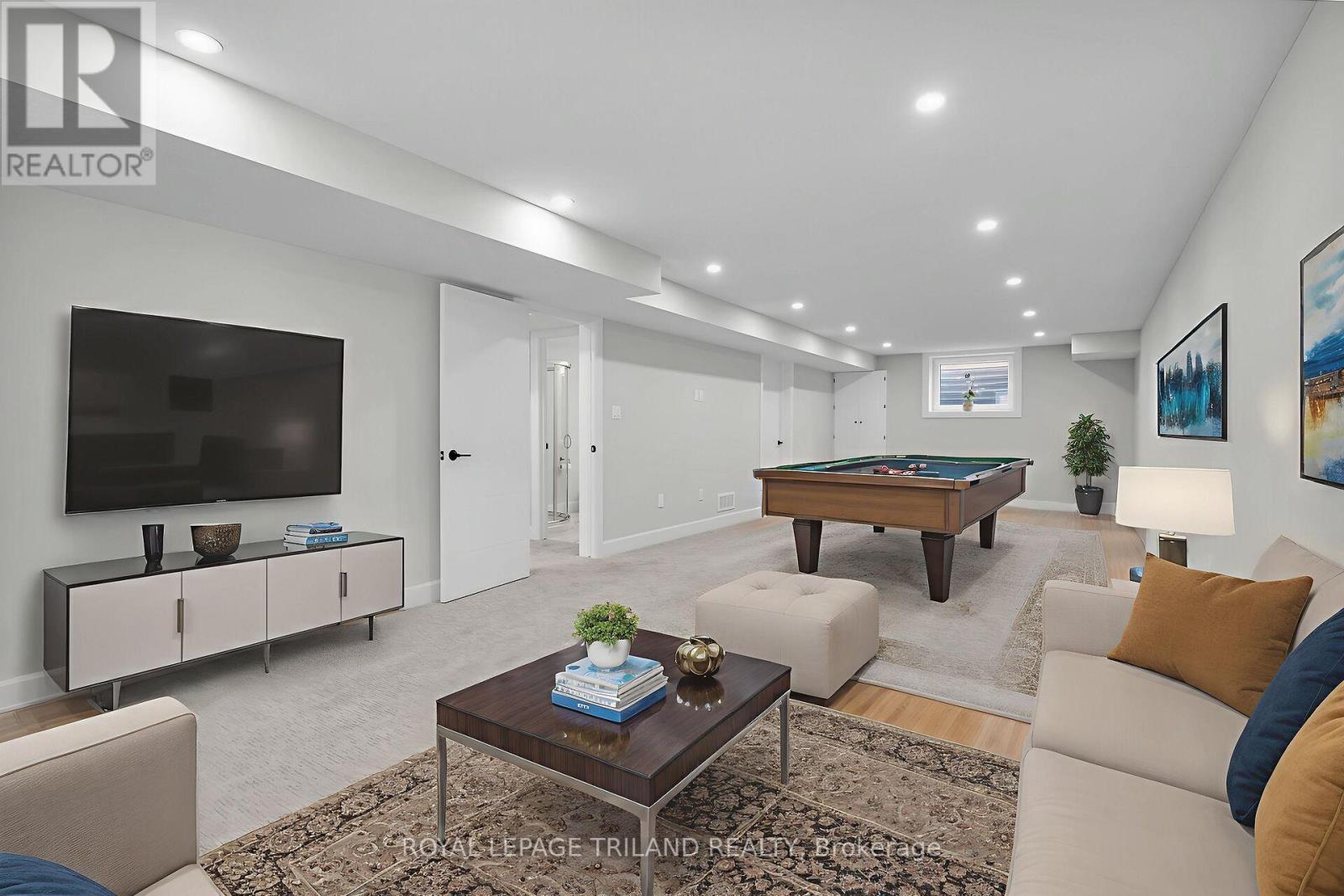 62 CRESTVIEW DRIVE - 34