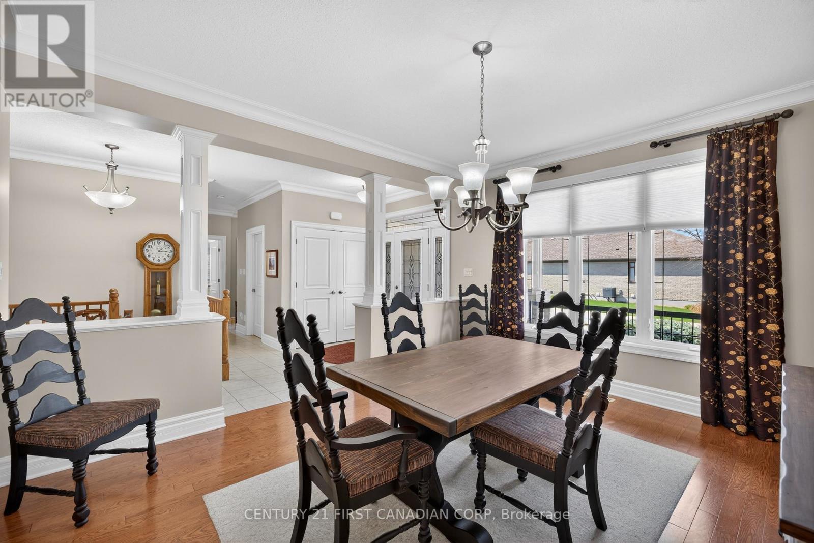#9 181 SKYLINE AVENUE - 8
