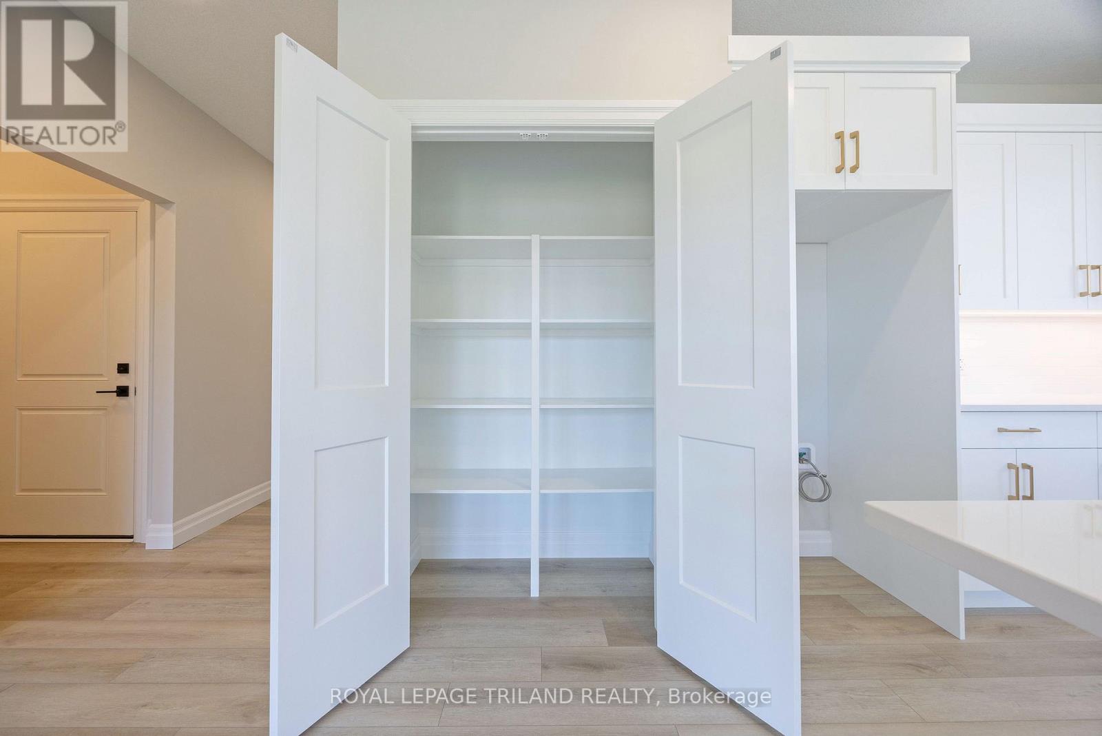 189 CATHERINE STREET - 25