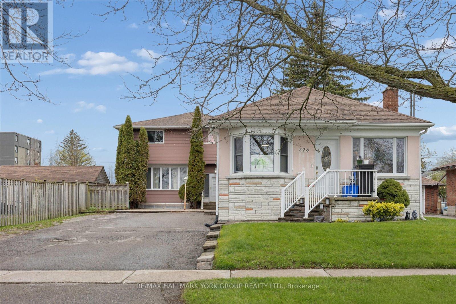 226 CROMWELL AVENUE - 1