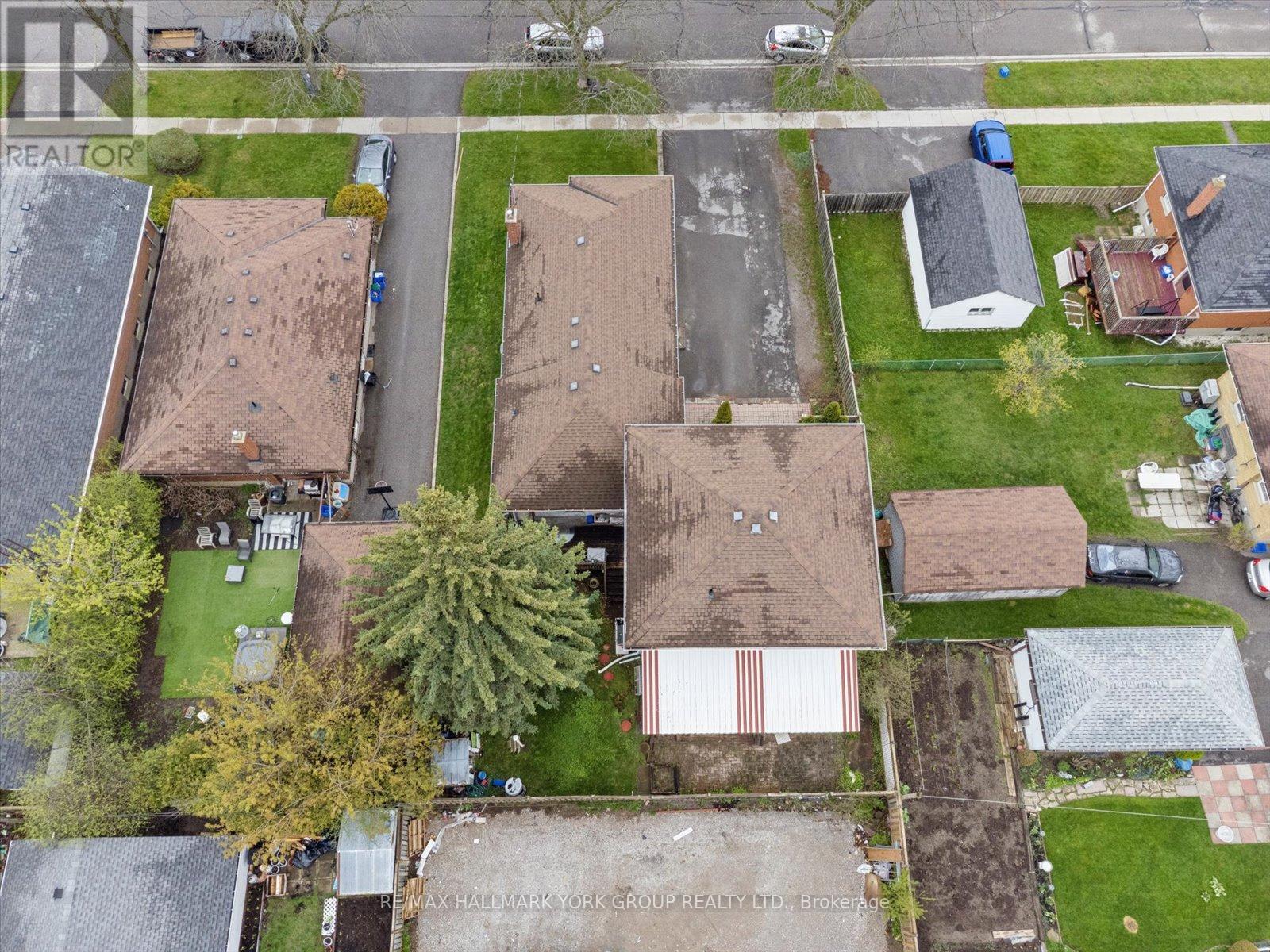 226 CROMWELL AVENUE - 14