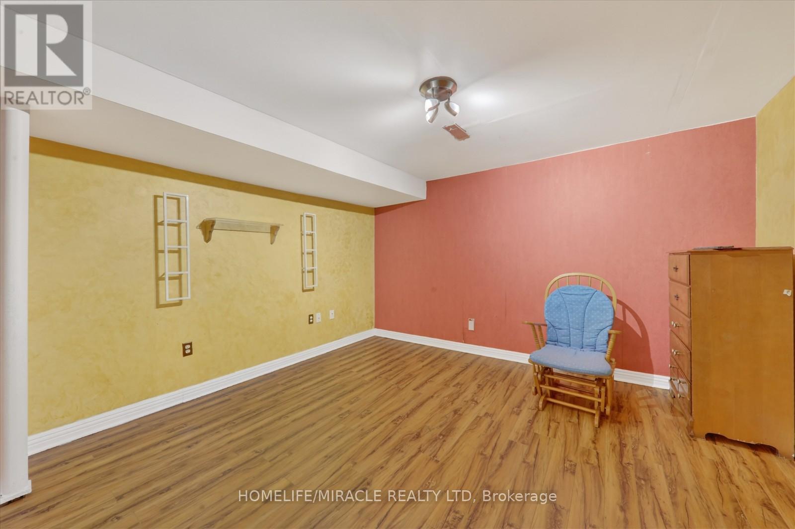 88 REED DRIVE - 17