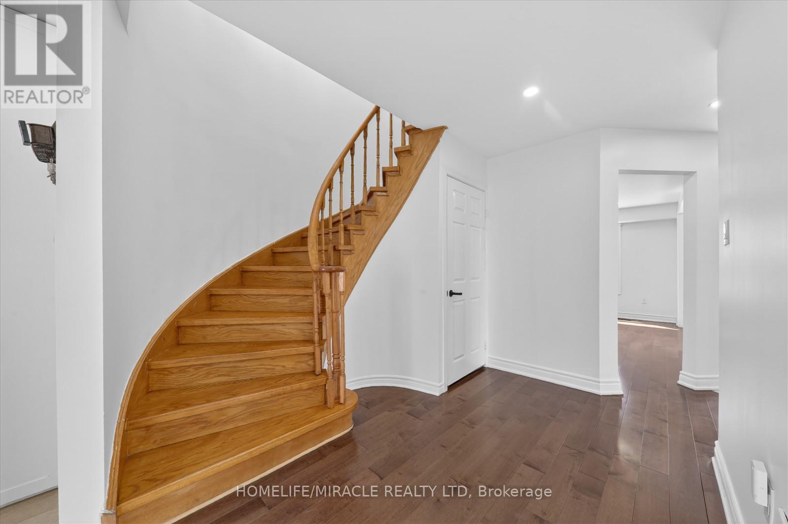 88 REED DRIVE - 27