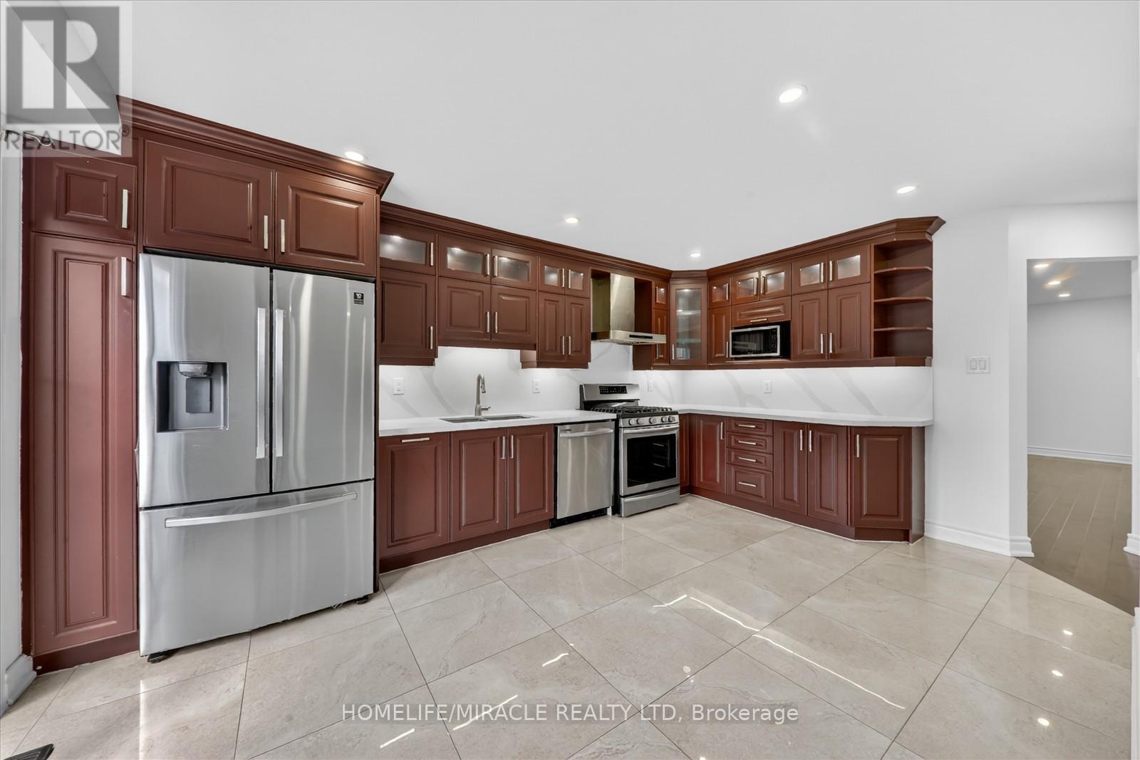 88 REED DRIVE - 30