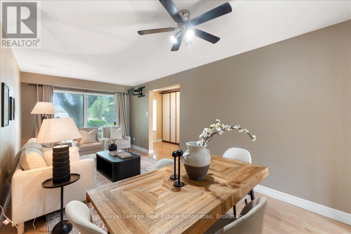 19 HARRISON COURT - 10