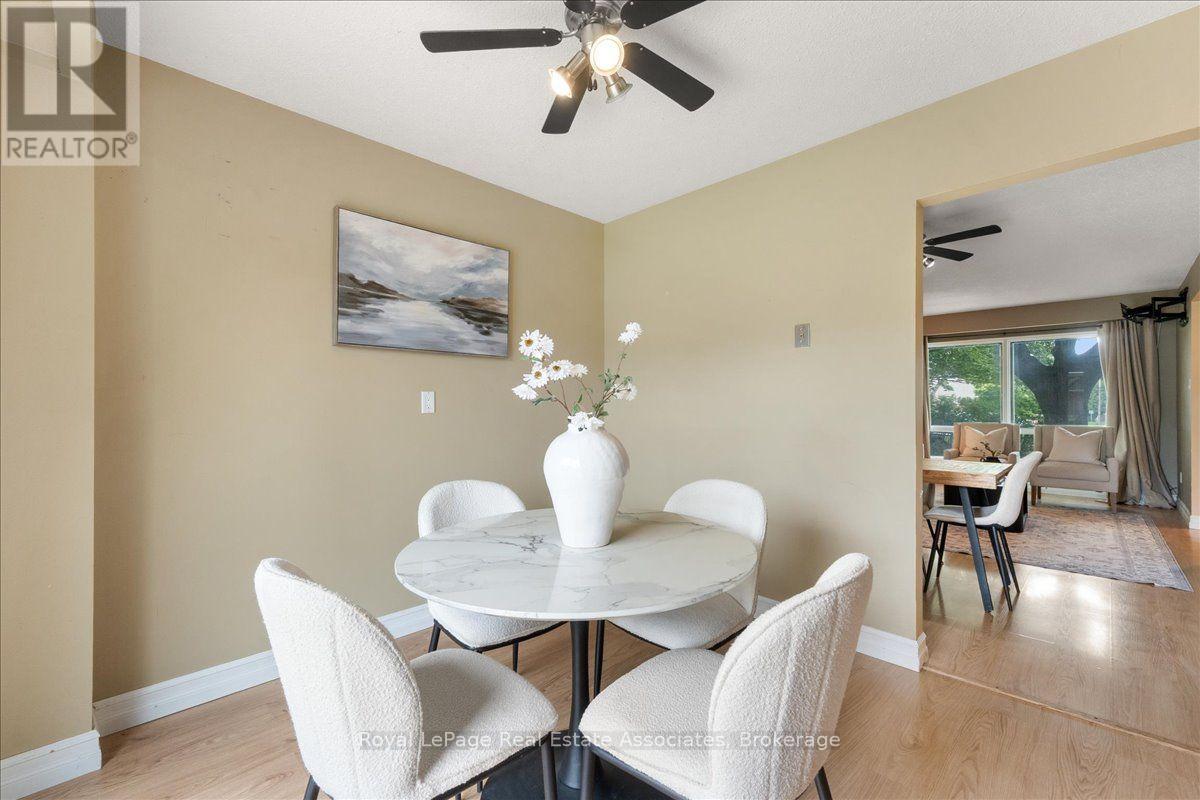 19 HARRISON COURT - 18