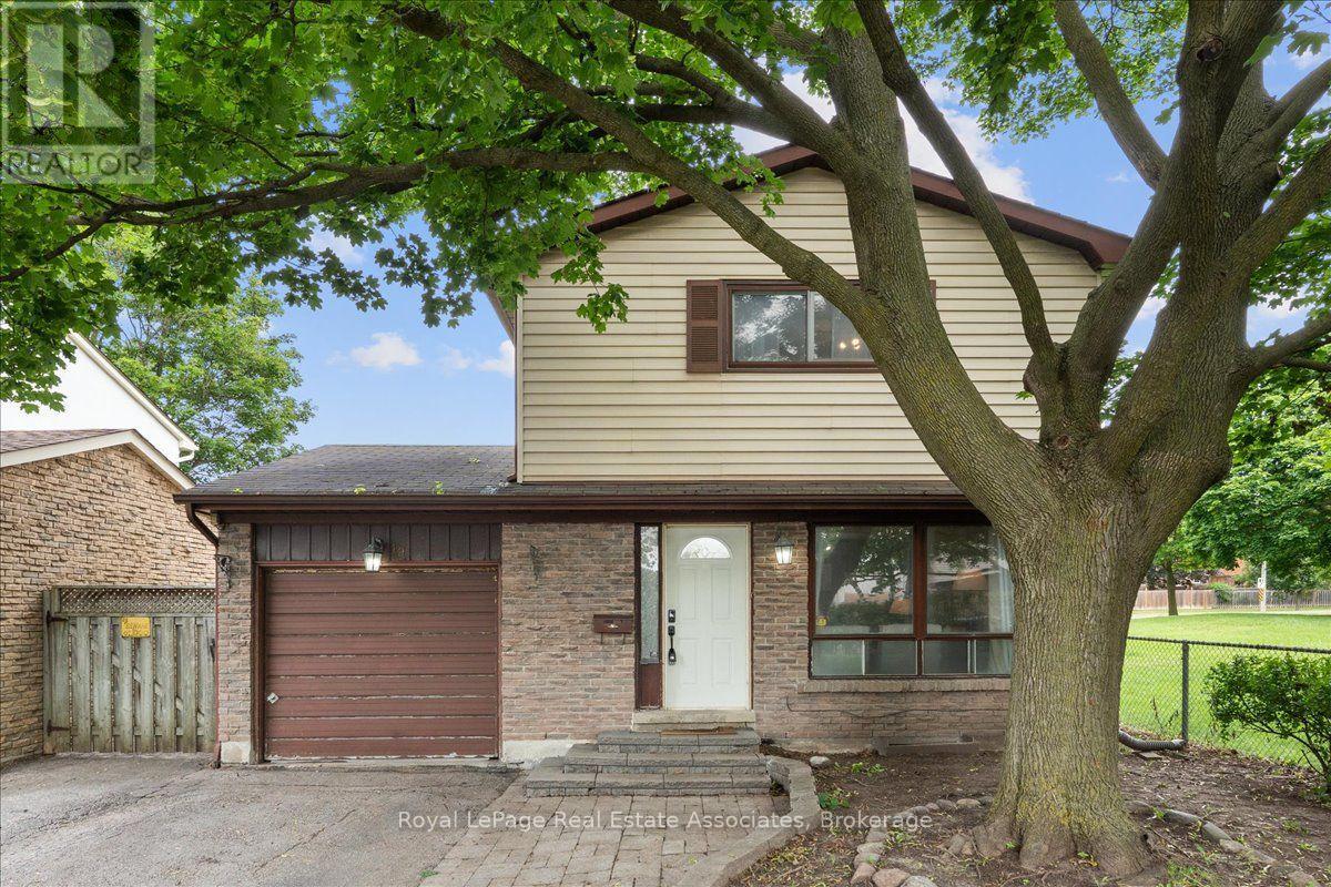 19 HARRISON COURT - 2