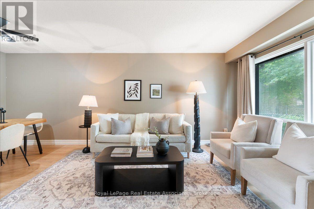 19 HARRISON COURT - 5