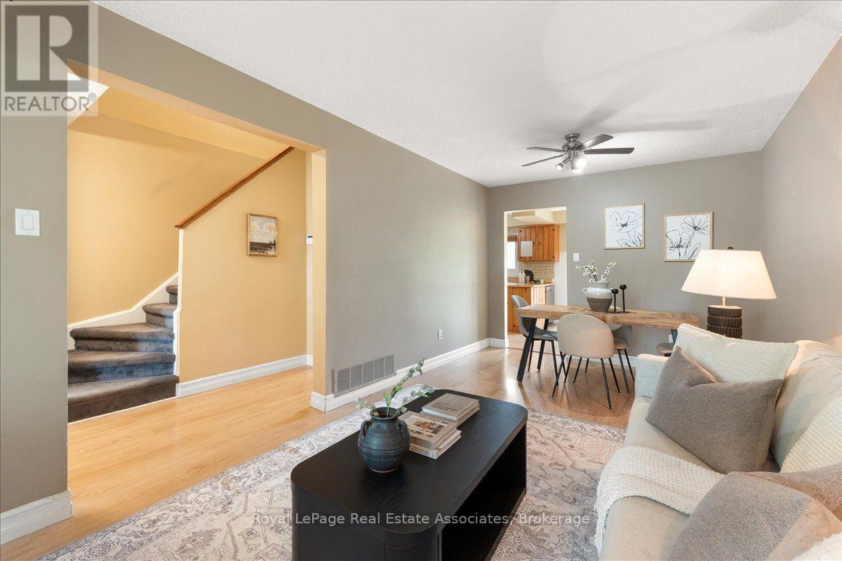 19 HARRISON COURT - 7