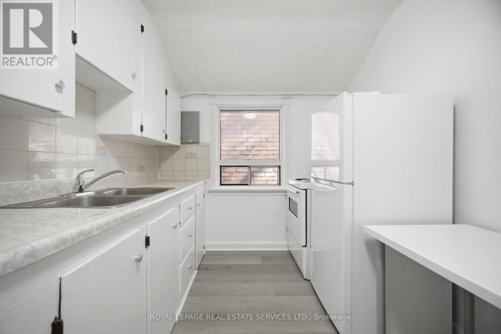 76-78 LEWIS STREET - 18