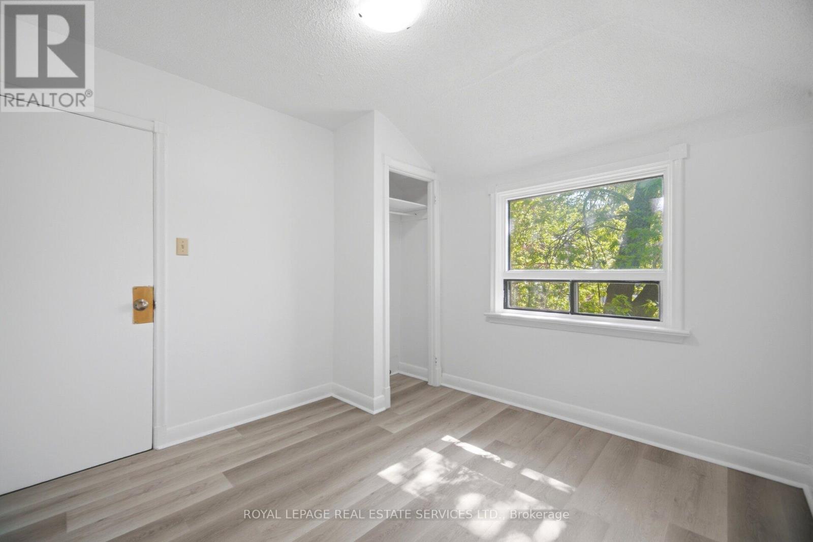 76-78 LEWIS STREET - 44