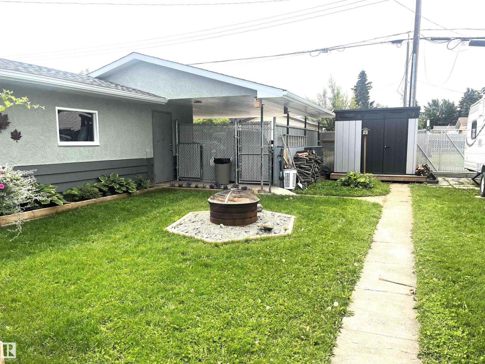 4812 47 St — photo 35