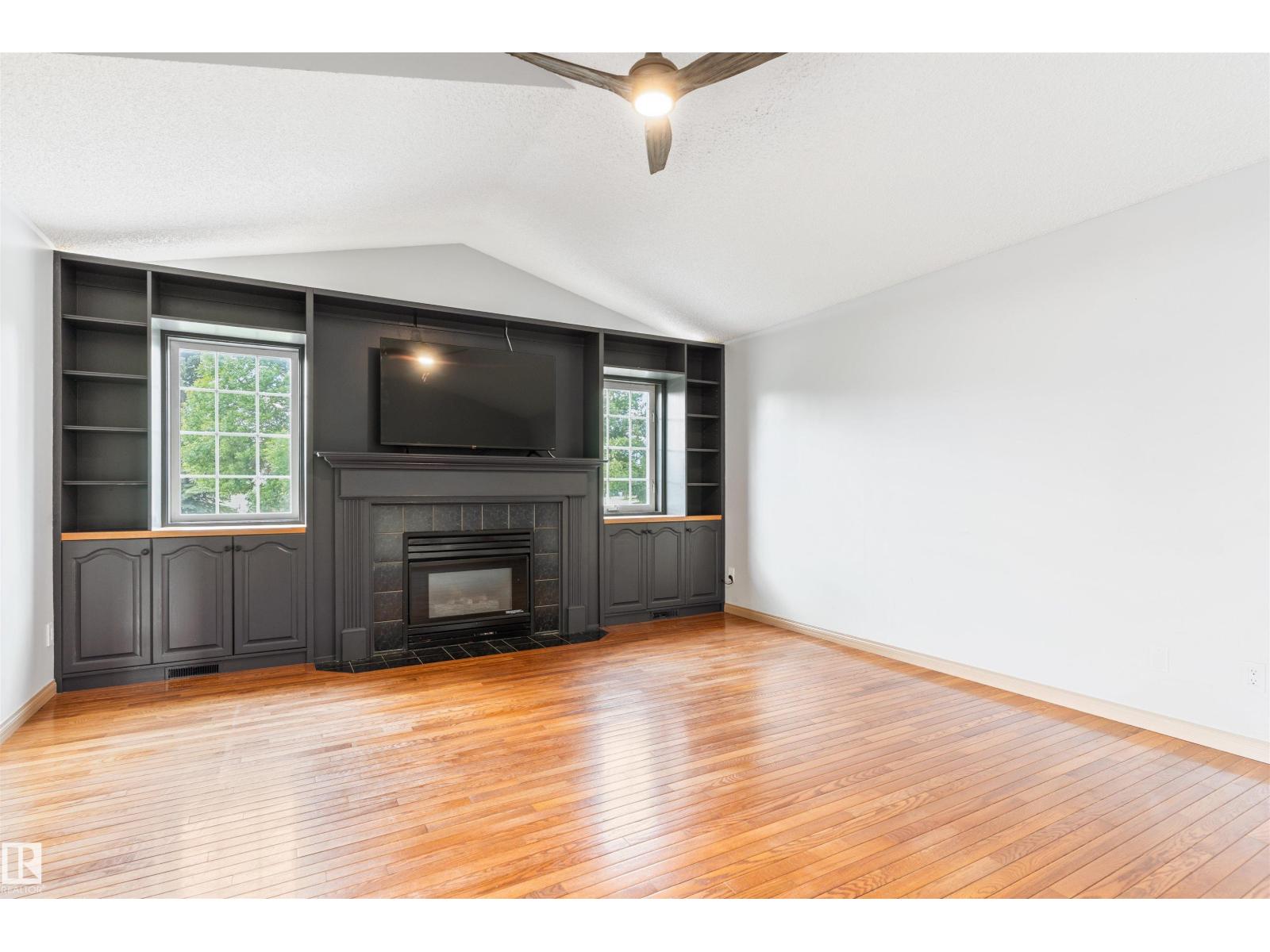 421 BLACKBURN DR E SW - 16