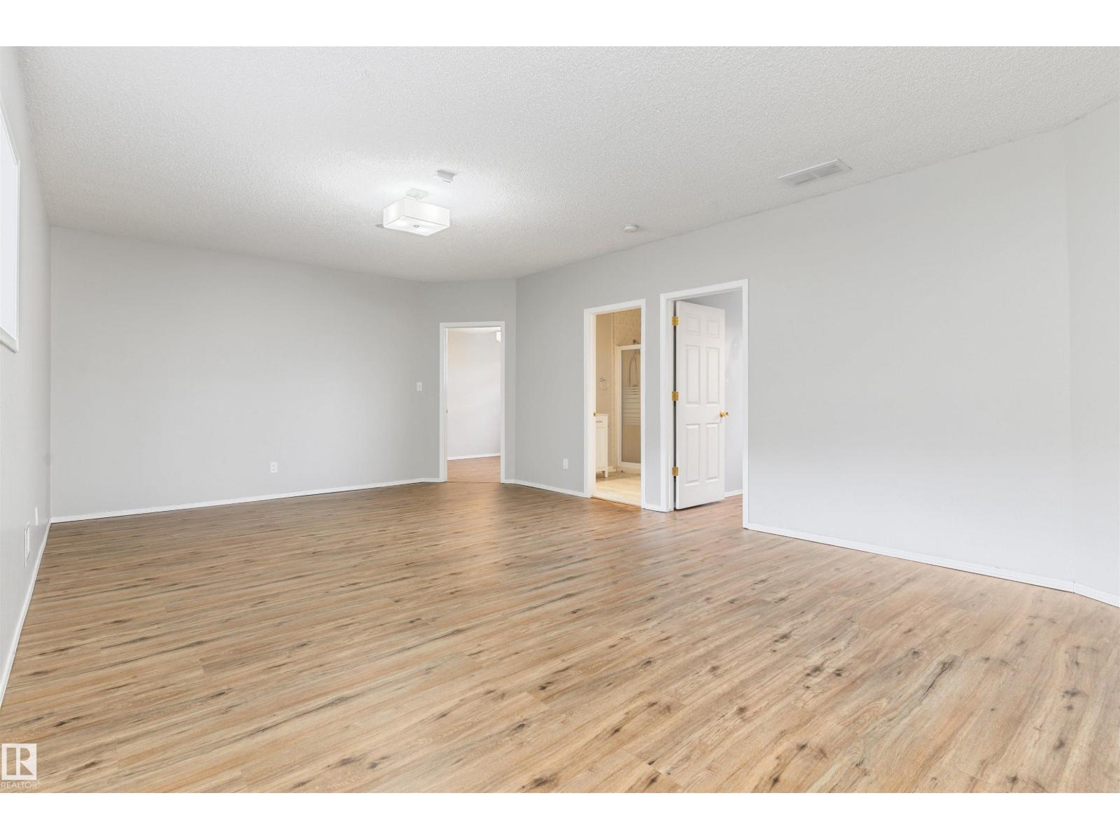 421 BLACKBURN DR E SW - 29