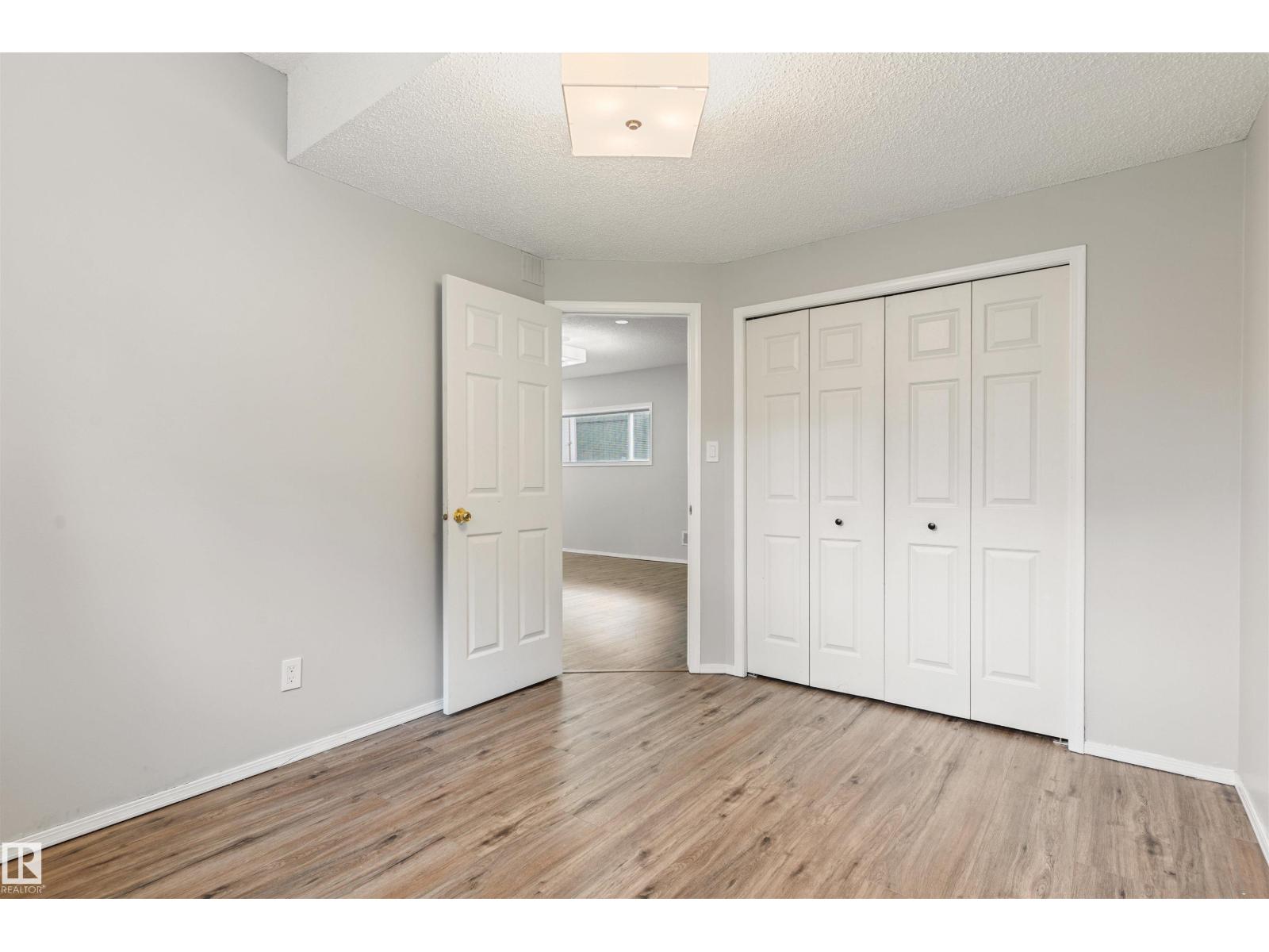 421 BLACKBURN DR E SW - 34