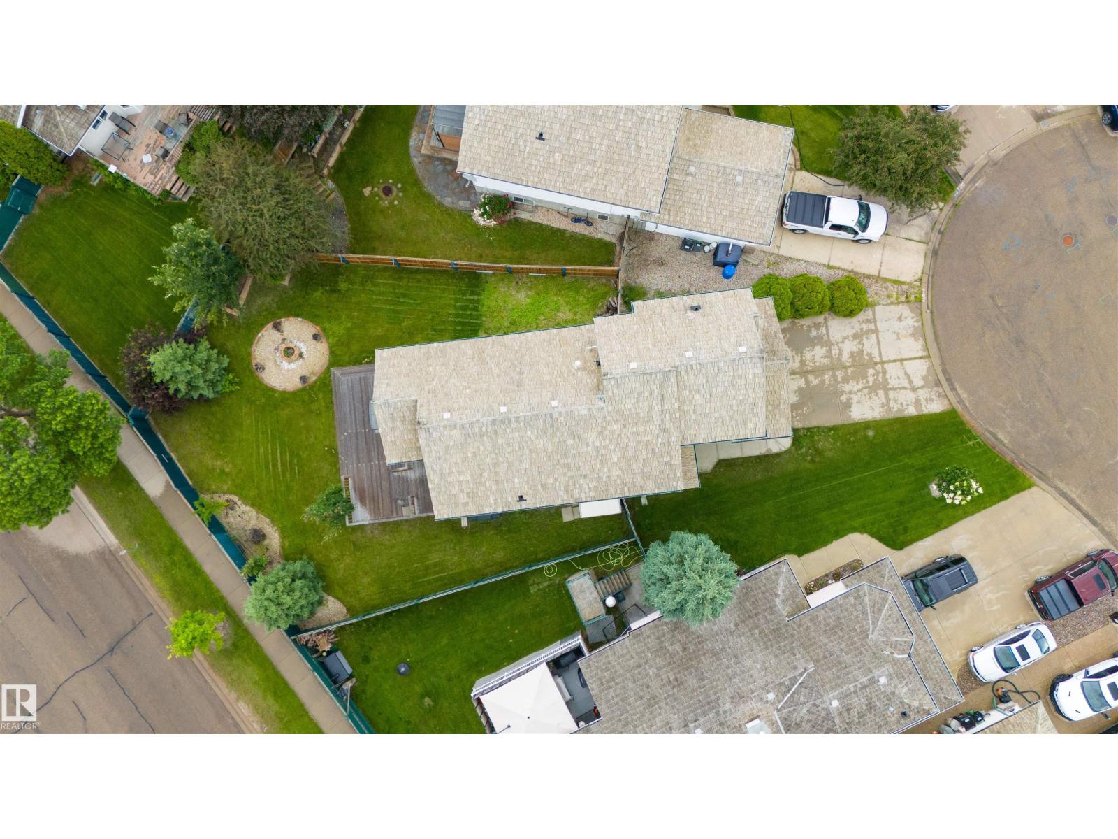 421 BLACKBURN DR E SW - 48