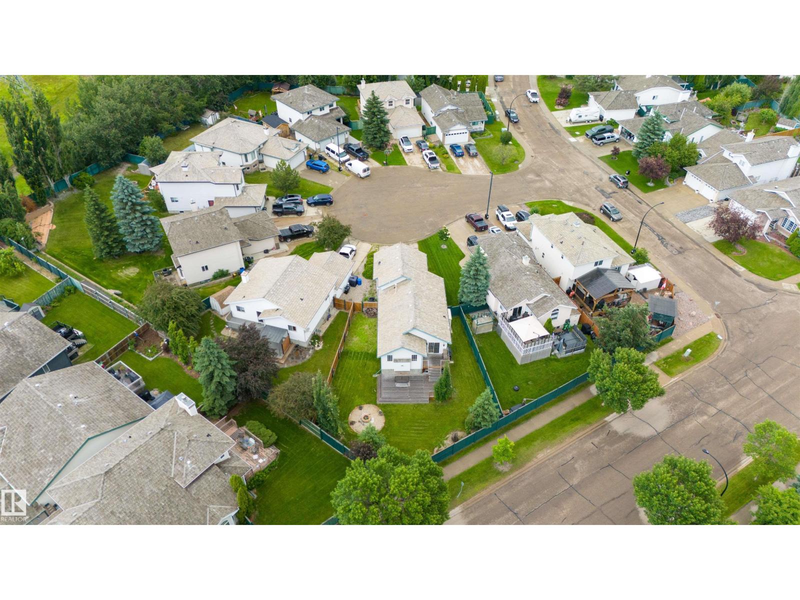 421 BLACKBURN DR E SW - 50