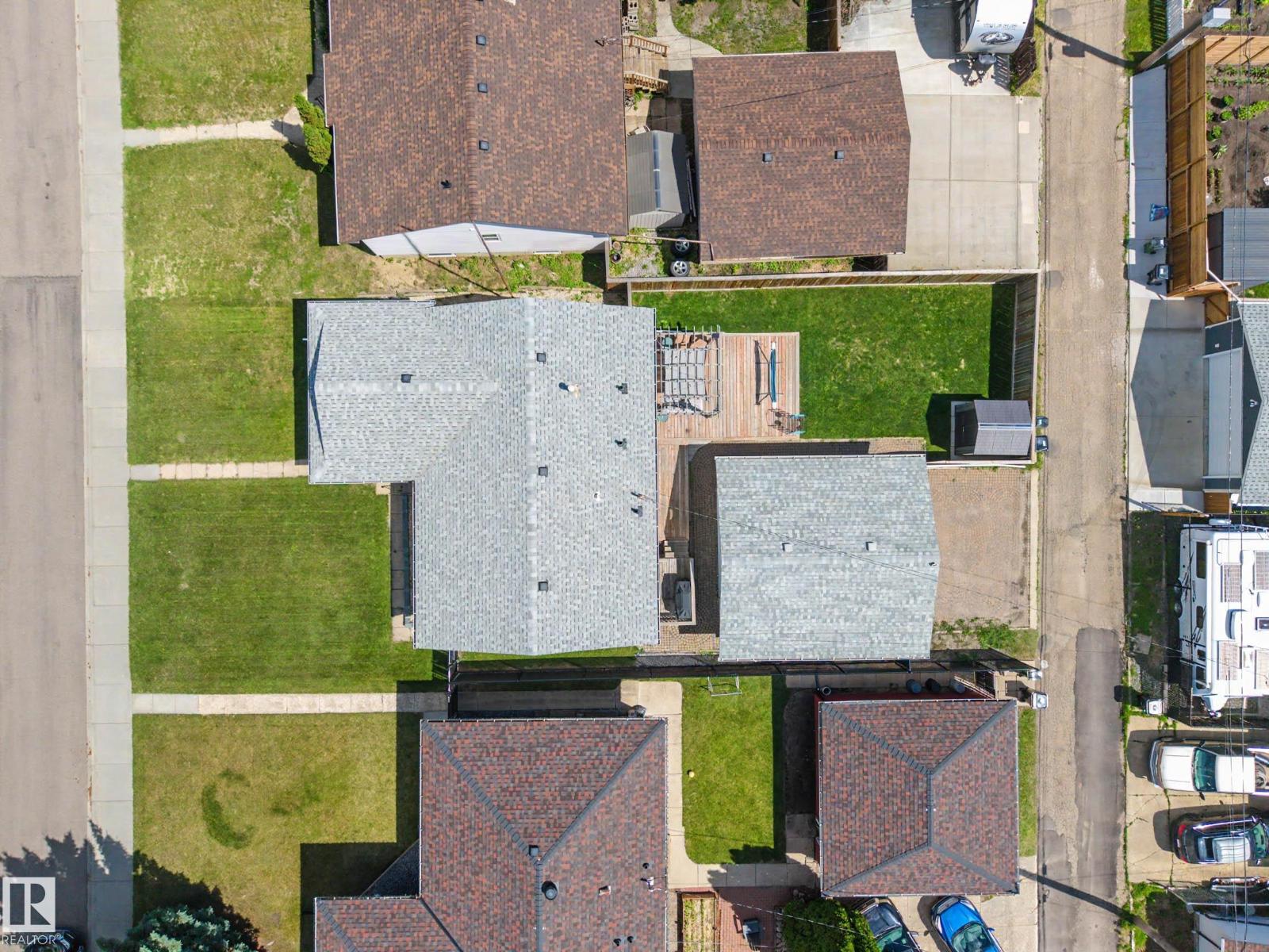 5407 106 AV NW - 45