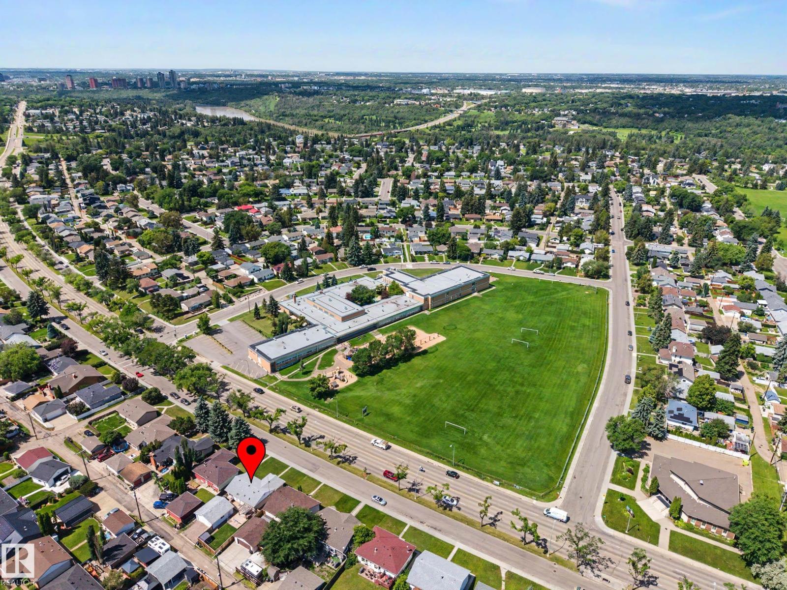 5407 106 AV NW - 52