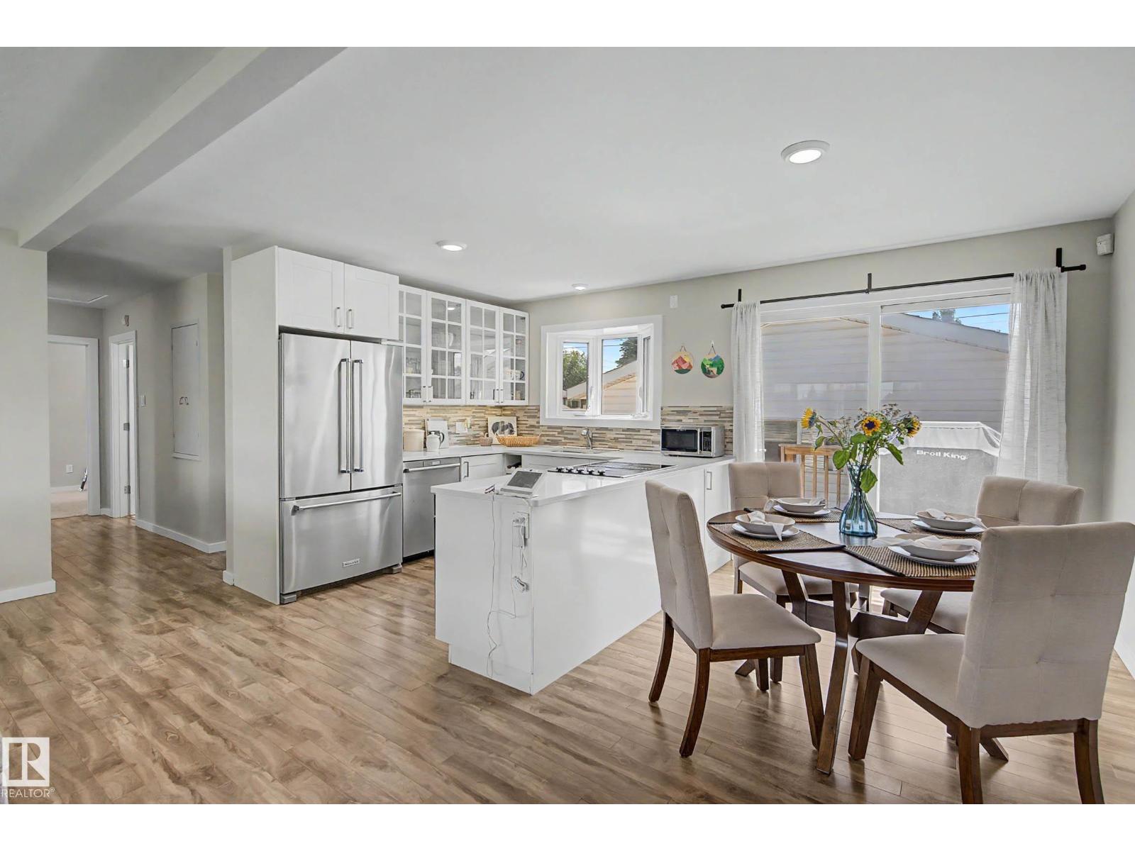 5407 106 AV NW - 9