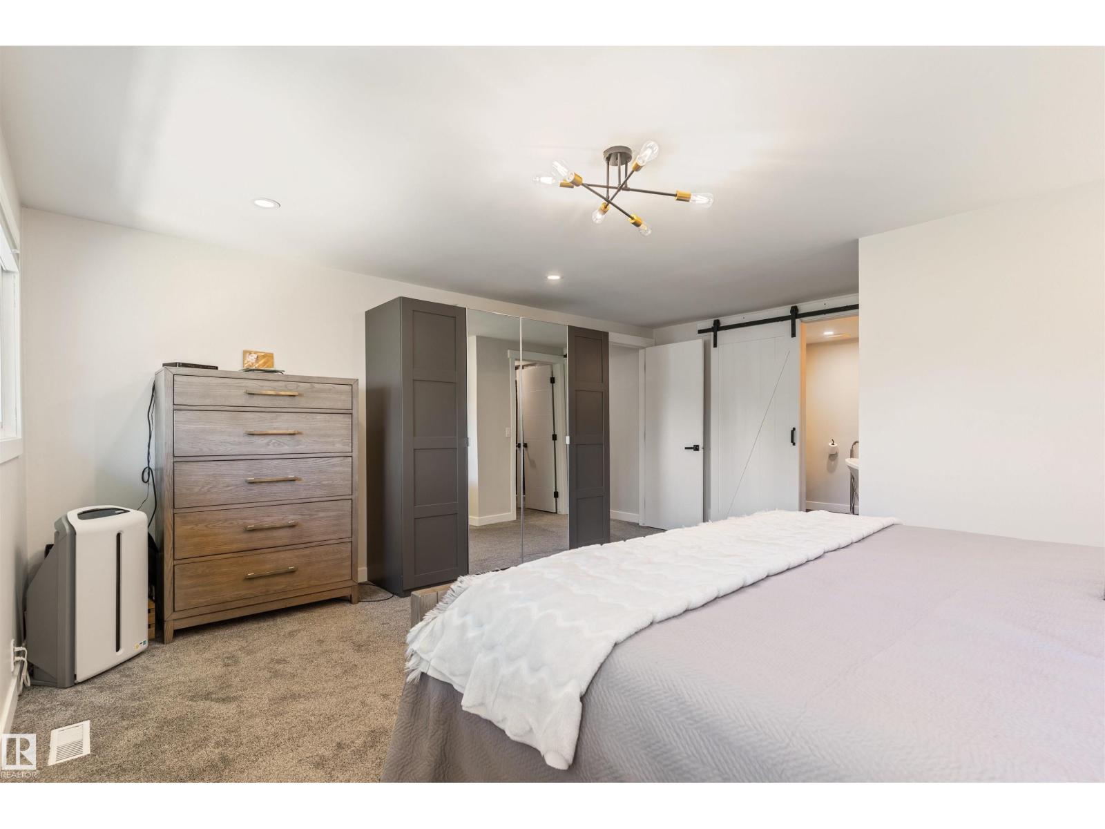 11422 32 AV NW — photo 33