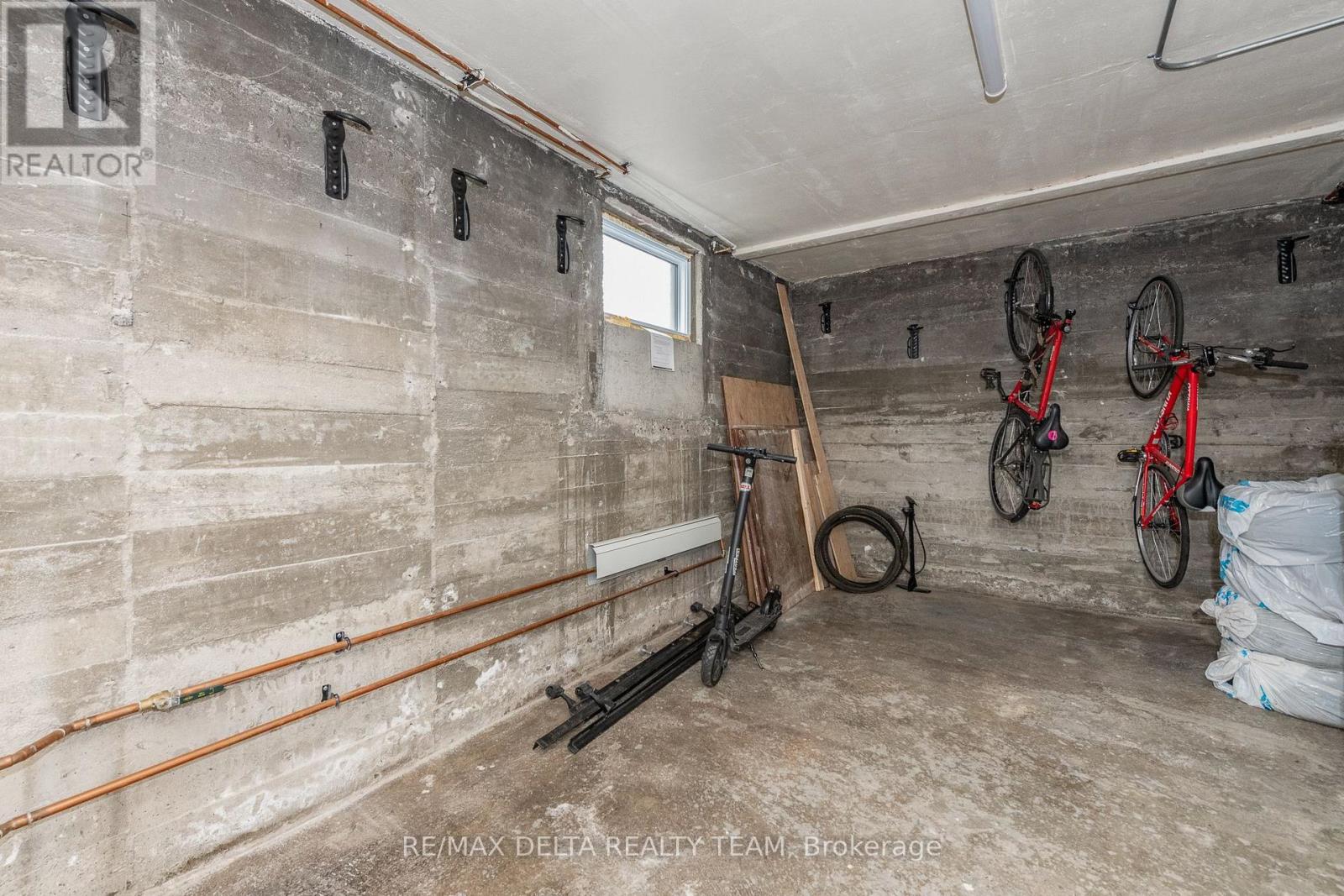 1 – 416 DOVERCOURT AVENUE, Ottawa. Luxury613. By Peter Sagos - Image 12