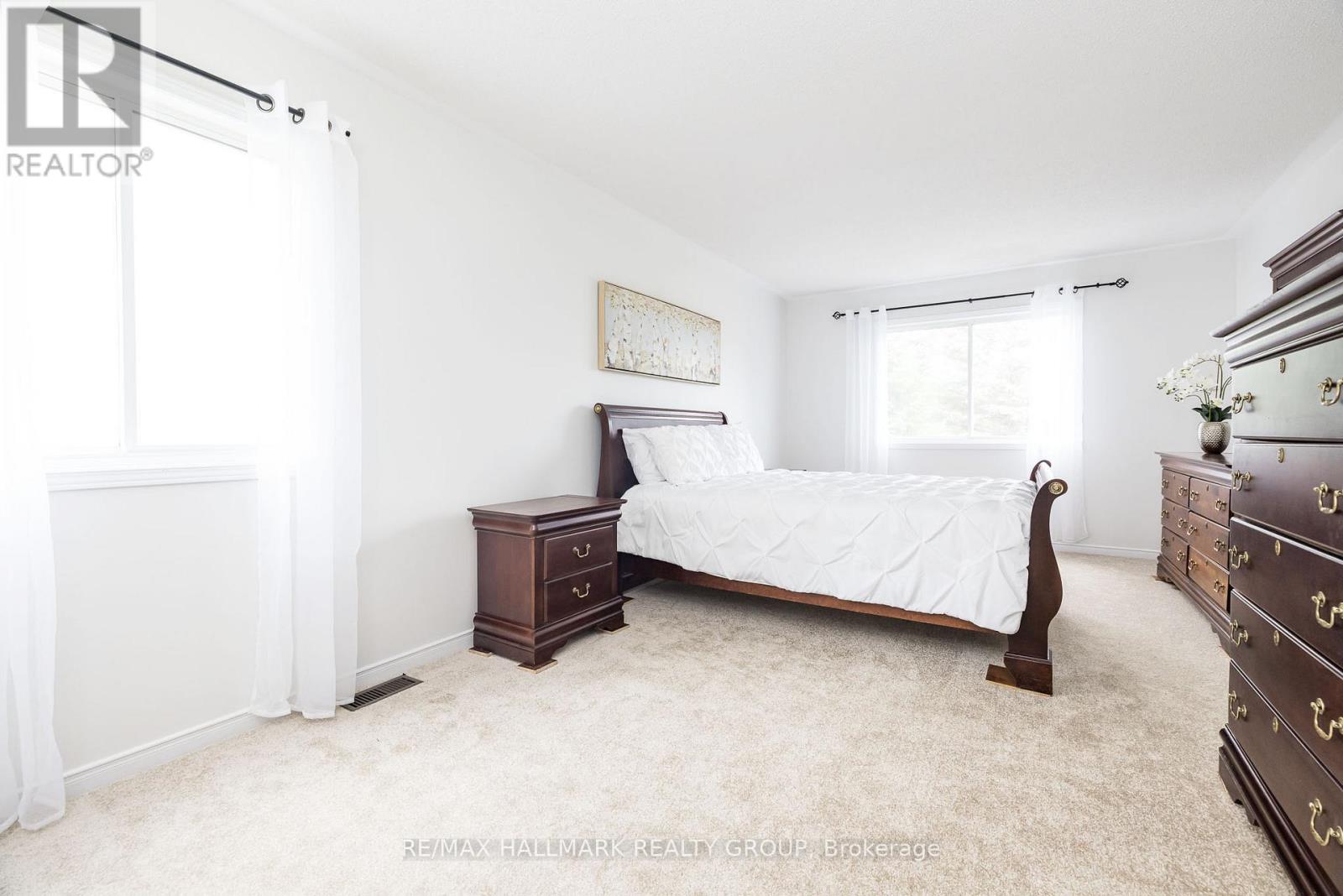 702 MALEY STREET - Image 22