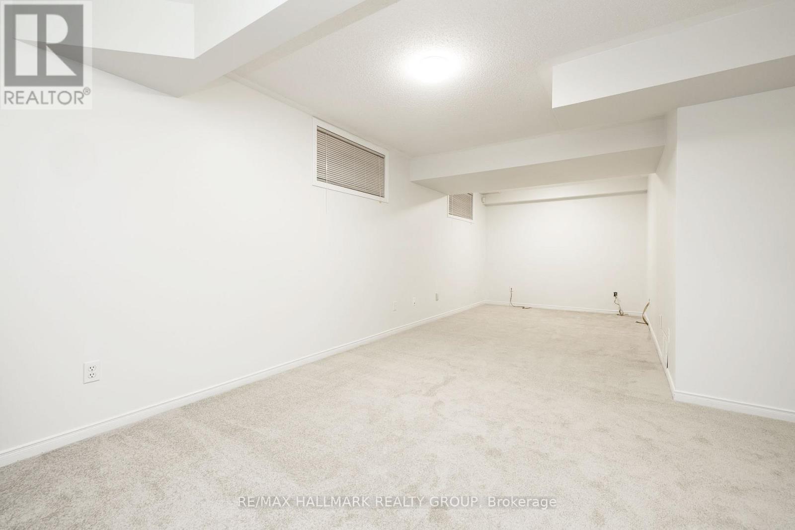 702 MALEY STREET - Image 36