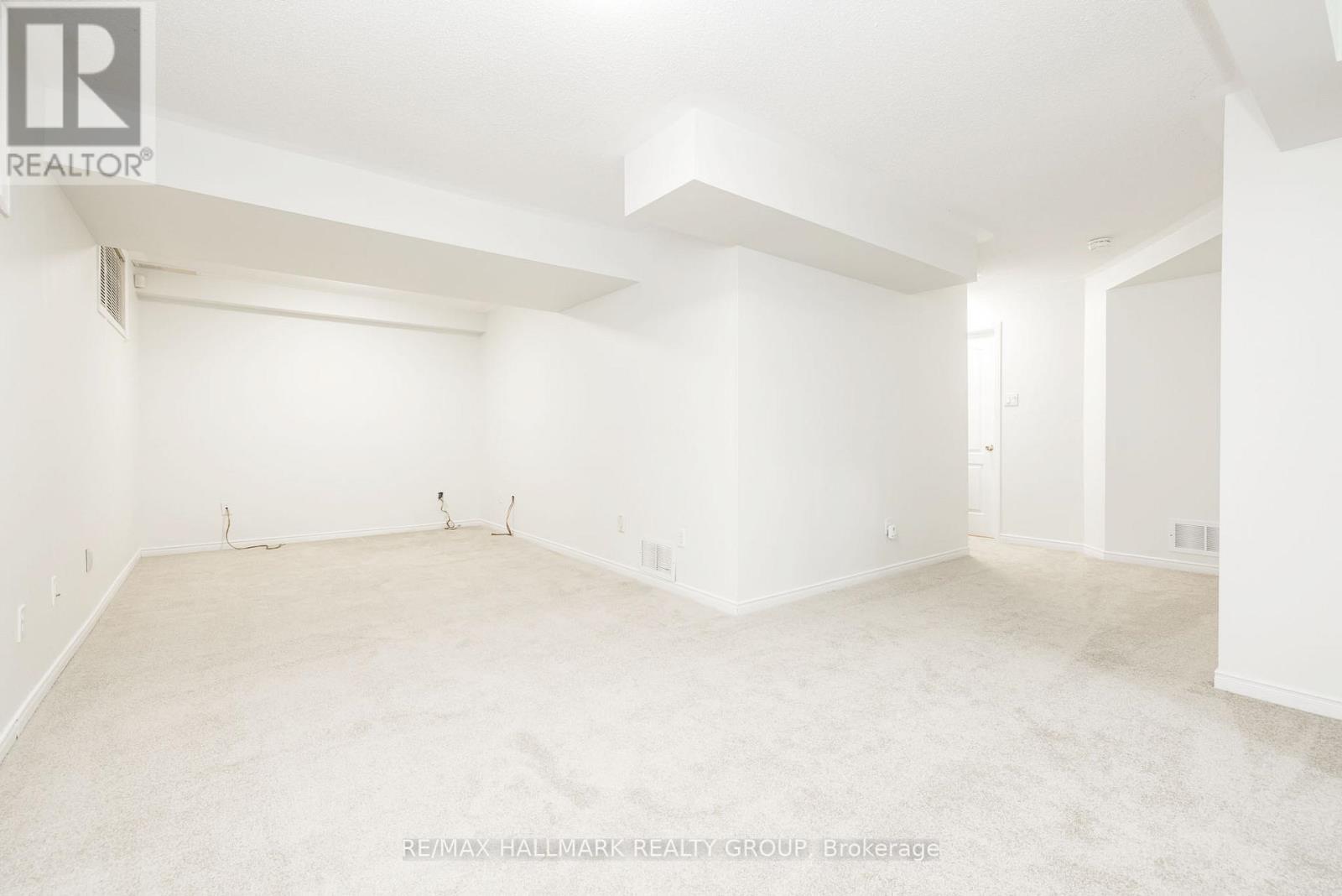 702 MALEY STREET - Image 37