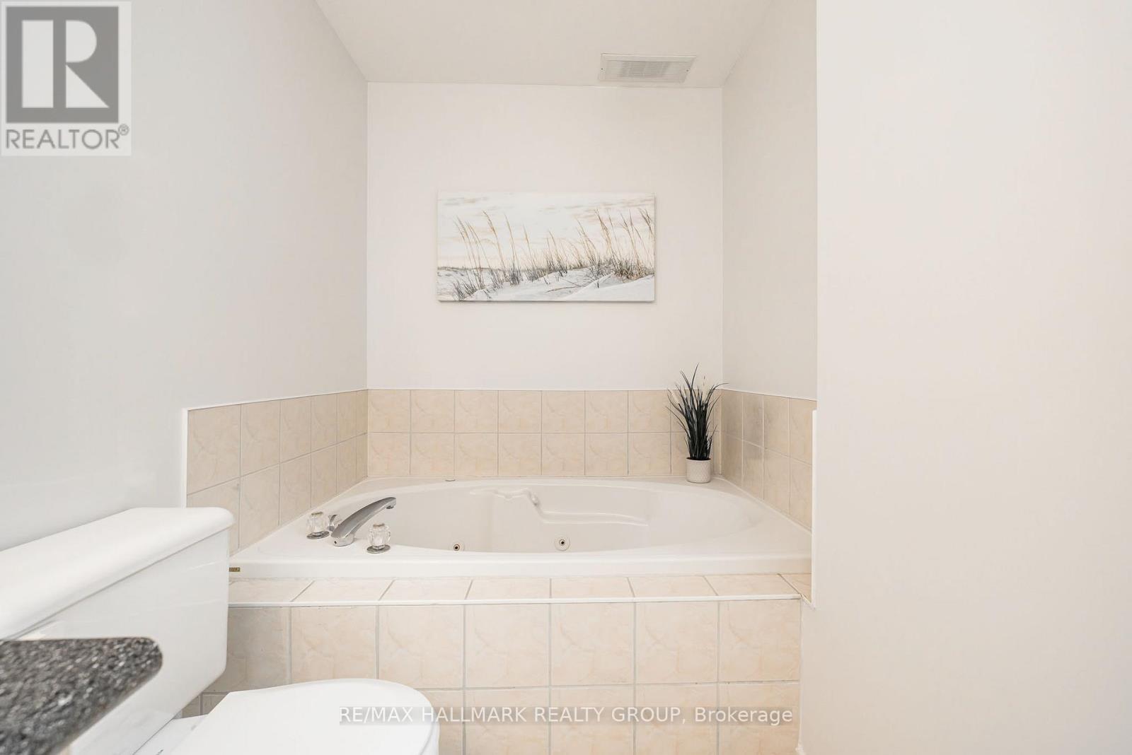702 MALEY STREET - Image 39