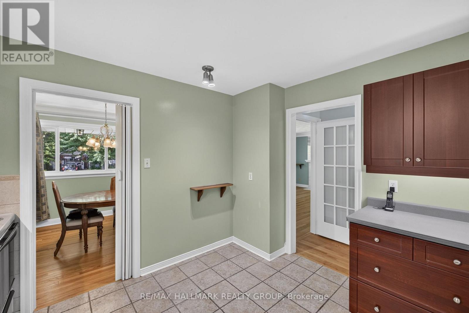3 Bed, 2 Bath House for Sale in Ottawa – 859 DUBERRY STREET, Ottawa – MLS# X13543140 - Image 12