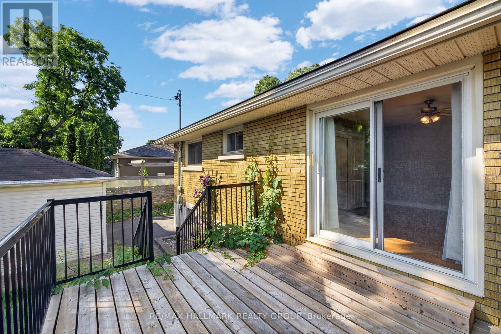 3 Bed, 2 Bath House for Sale in Ottawa – 859 DUBERRY STREET, Ottawa – MLS# X13543140 - Image 28