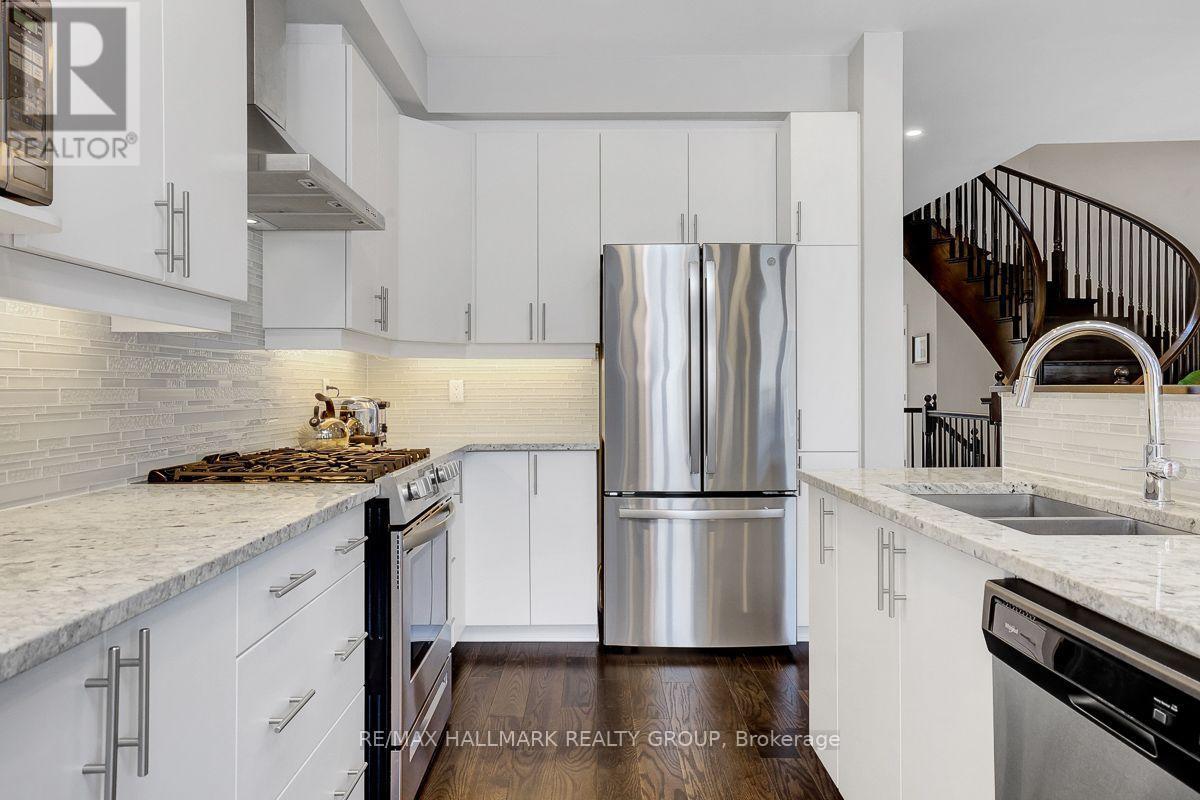 317 LYSANDER PLACE - 13