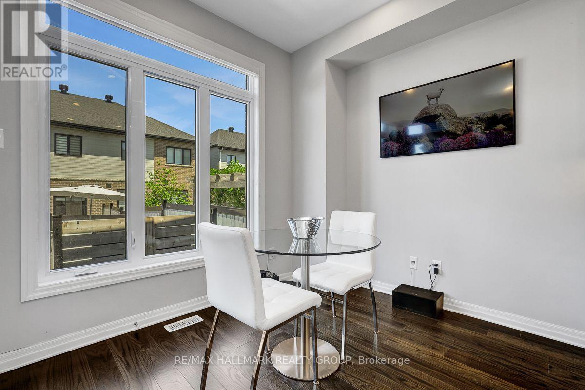 317 LYSANDER PLACE - 18
