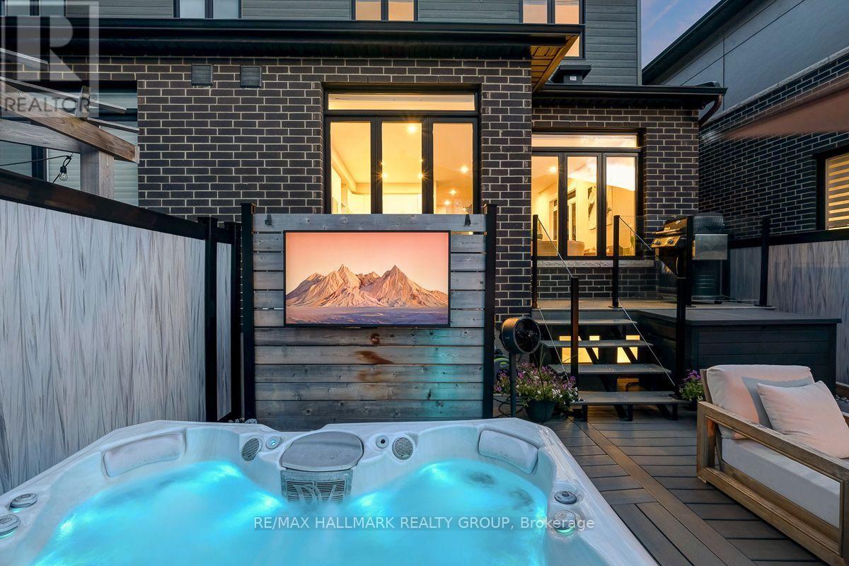 317 LYSANDER PLACE - 35