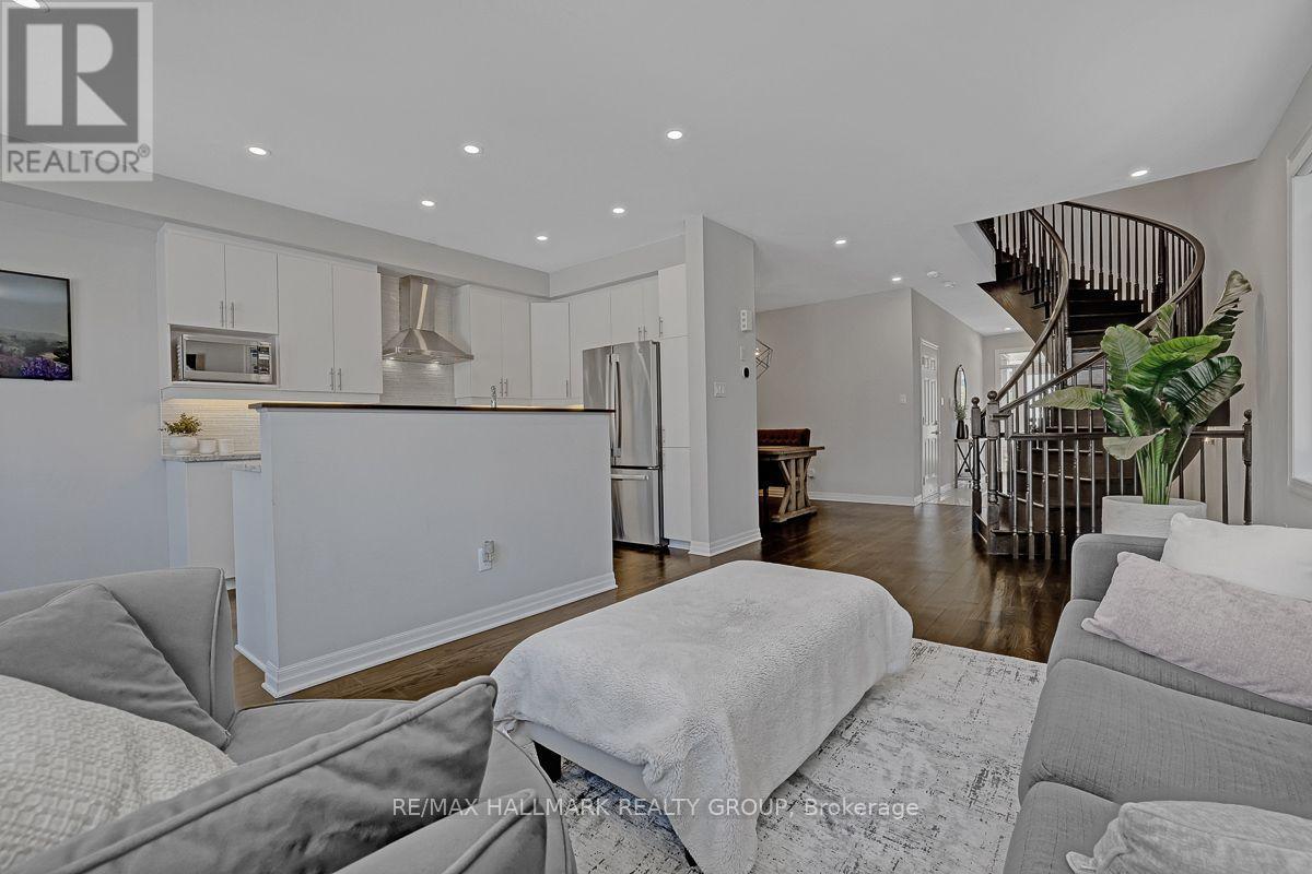 317 LYSANDER PLACE - 8